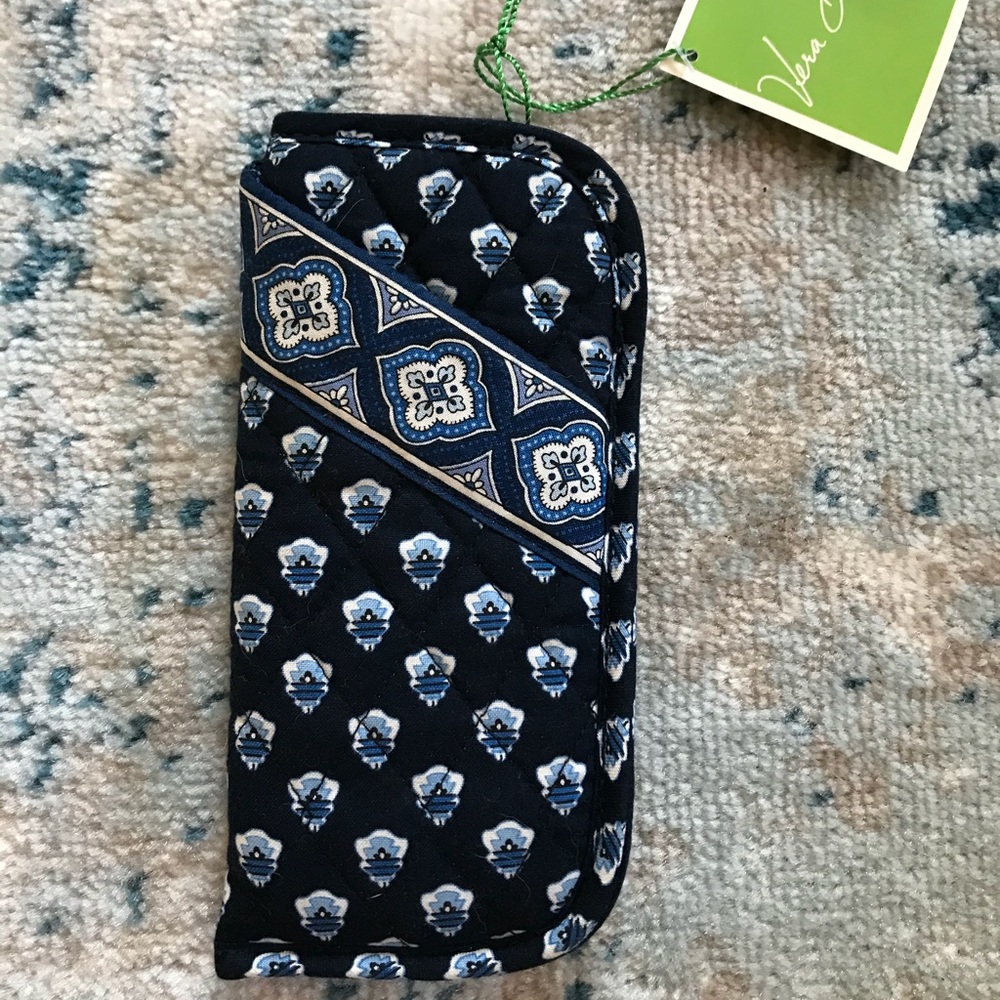 Vera Bradley Nantucket Navy Glasses Case/Sleeve